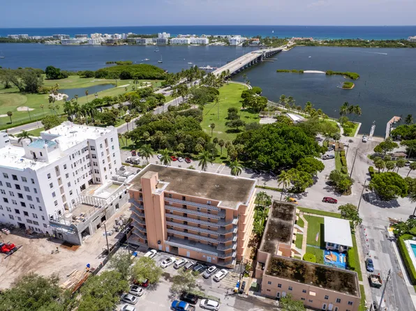 15 S Golfview Road #501, Lake Worth Beach, FL 33460