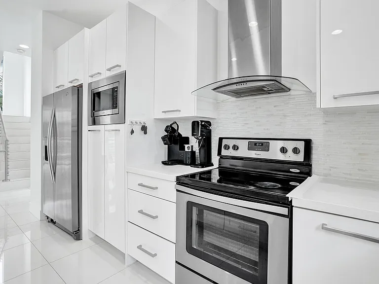 1347 N Ocean Blvd — Photo 26