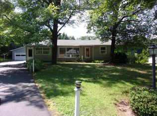 27 Phillip St, Troy, NY 12180