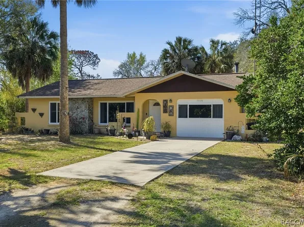 7020 W Grant St, Homosassa, FL 34448