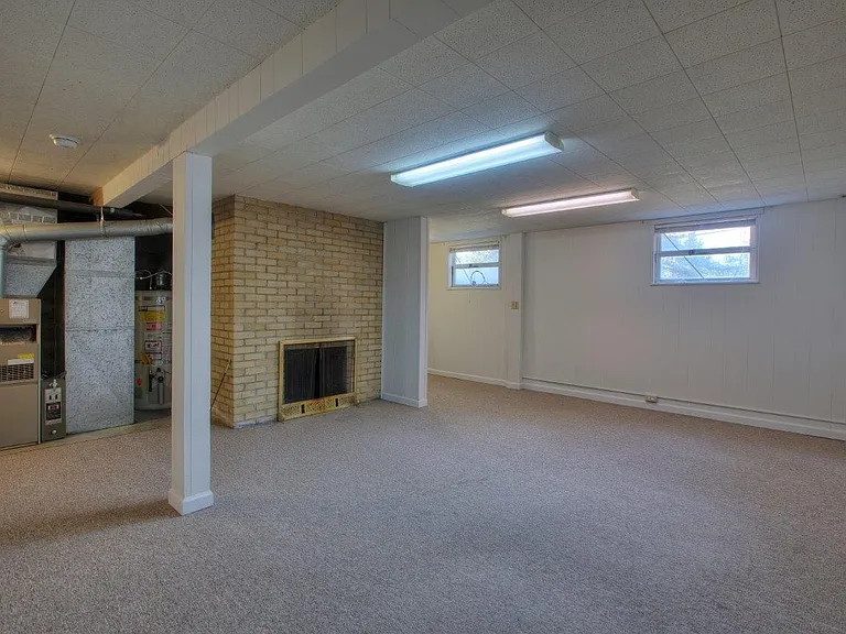1158 Aberdeen Ave NE — Photo 17