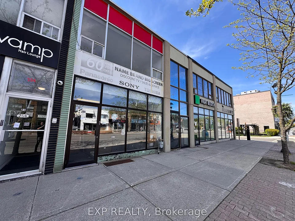 256 Lakeshore Rd E #1