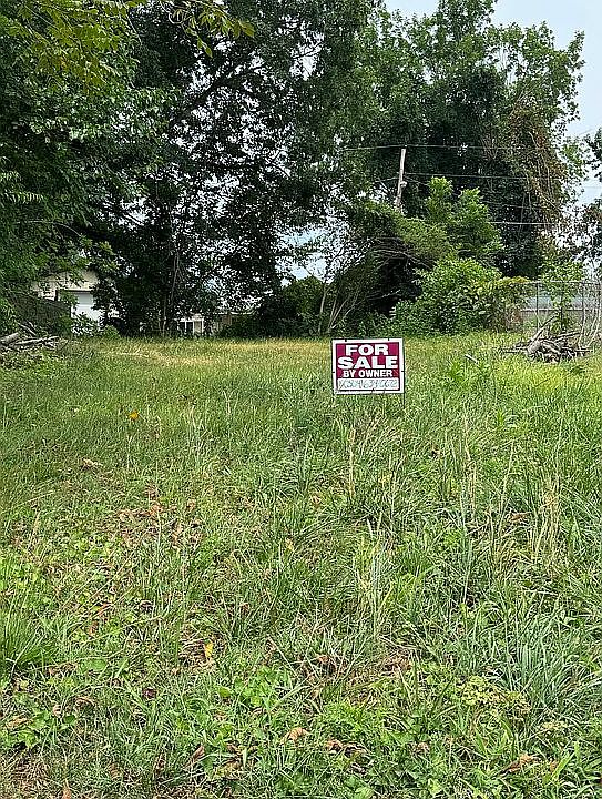 Flat, vacant lot