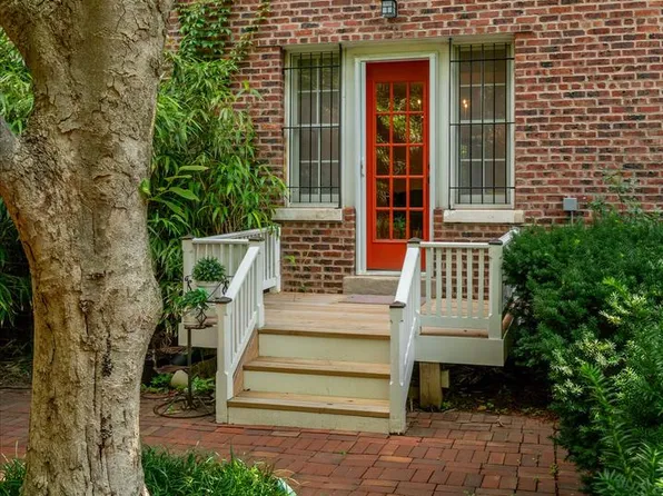 1661 Crescent Pl NW #102G, Washington, DC 20009