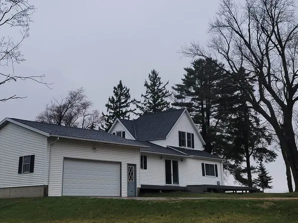 1557 Old Lancaster Rd, Platteville, WI 53818