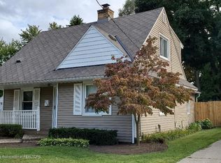 912 Colrain St SW, Wyoming, MI 49509