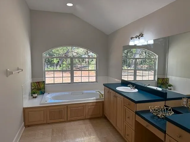 202 Baxter Ct — Photo 10