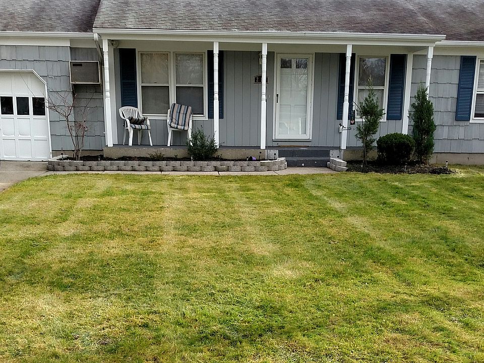 1st image of 211 Illinois Ave