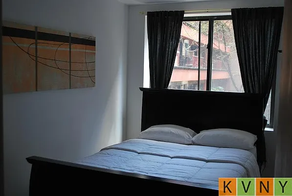 Rented by KVNY Soho | media 42