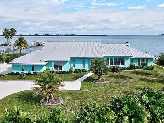 2nd image of 1612 S Indian River Drive