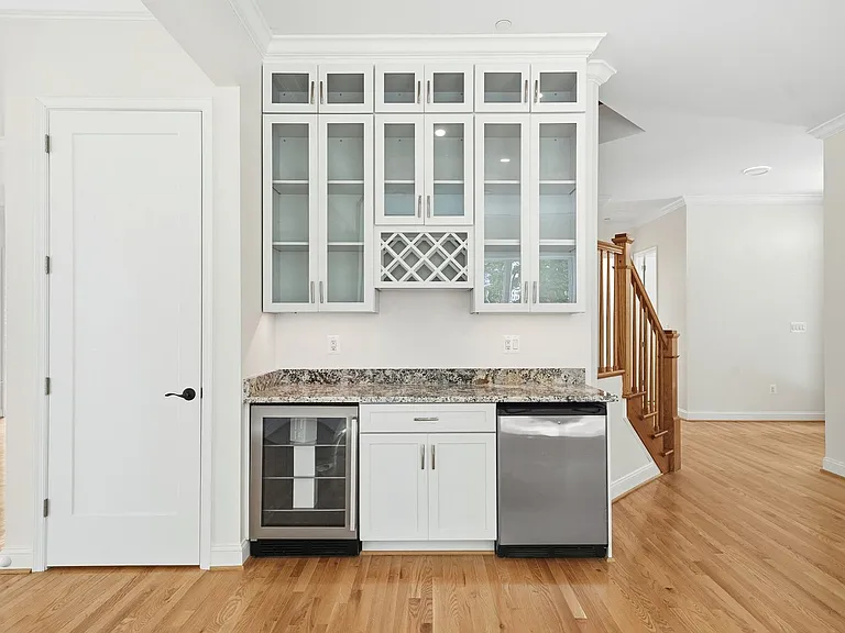 5116 Shore Dr — Photo 51