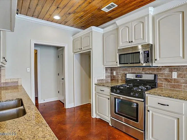 852 Willow Grande Cir — Photo 5