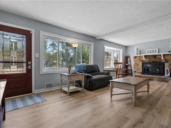 48 Cornwall Ter, Hampton, VA 23666