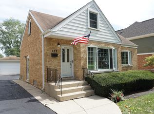 315 N Maple St, Mount Prospect, IL 60056