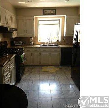 3rd image of 340 N Reese Pl