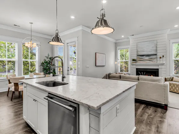 2928 Tranquility Rd, Mount Pleasant, SC 29466