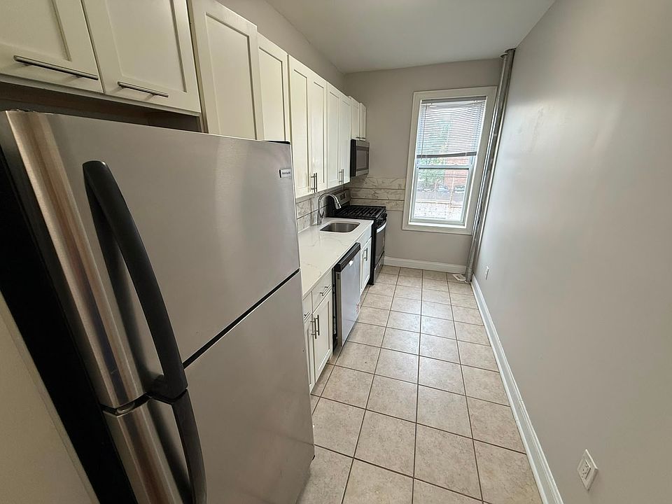 1st image of 3719 Kennedy Blvd #22E