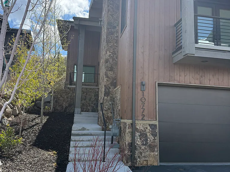 10772 N Hideout Trl — Photo 31