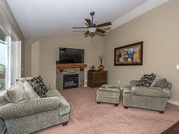 3rd image of 1008 NW Abbie Dr