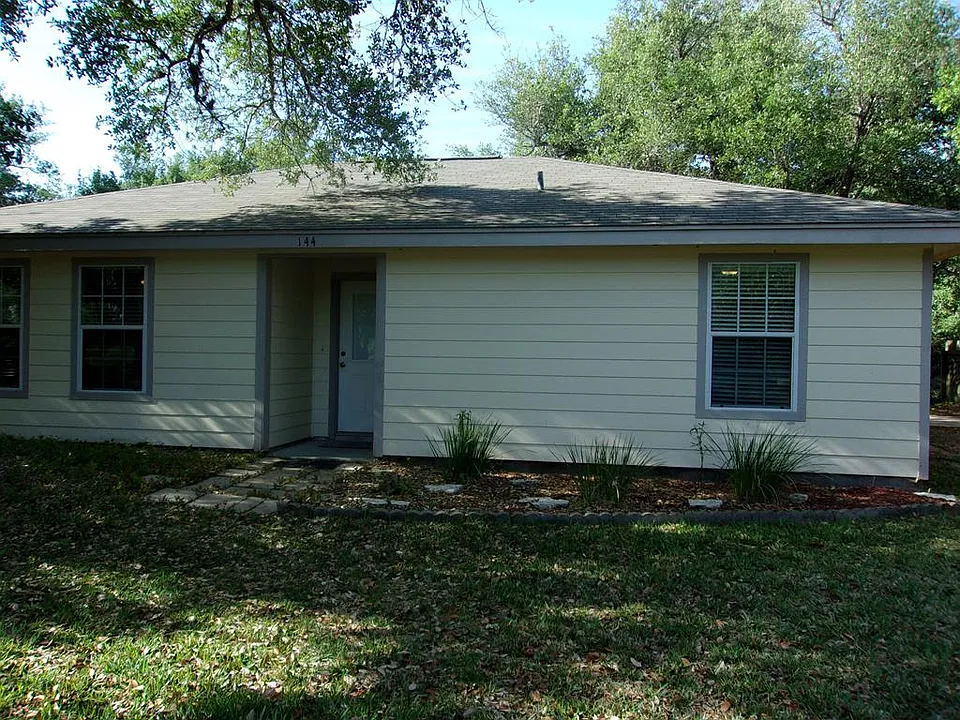 144 Palm St