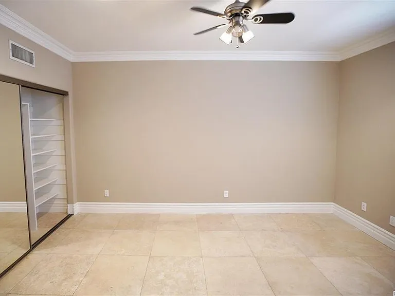 18245 Burbank Blvd #110 — Photo 16