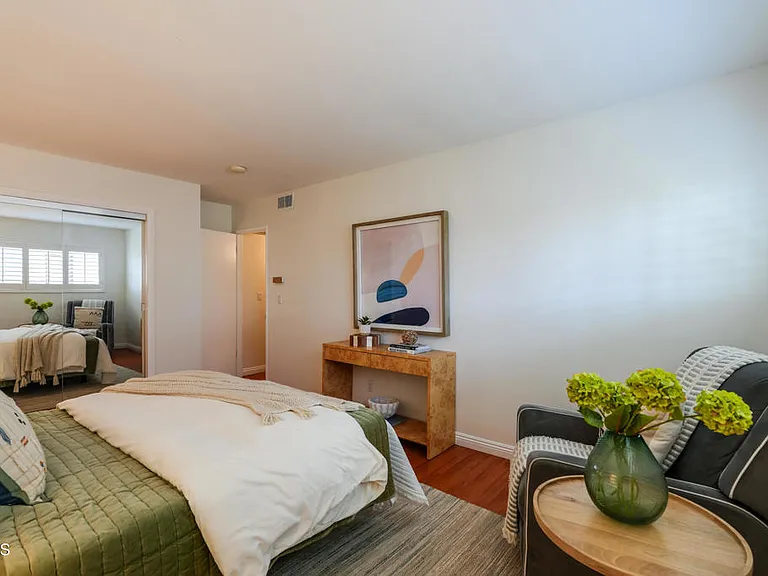 120 S Sierra Madre Blvd #205 — Photo 30