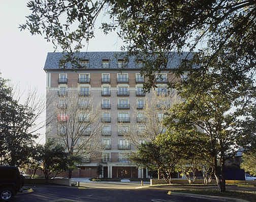 1st image of 4240 Prescott Ave APT 4A