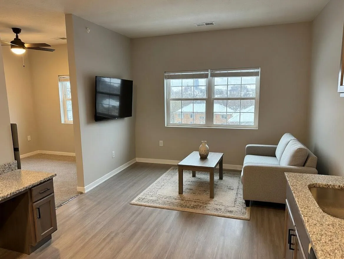 3513 Howard St - 205 — Photo 2