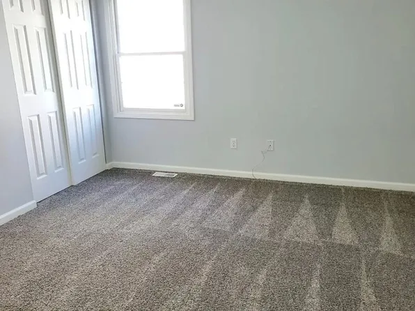 6501 Brent Dr, Springfield, IL 62712