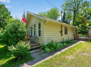 14 Domar Rd, Tiny, ON L0L 2J0