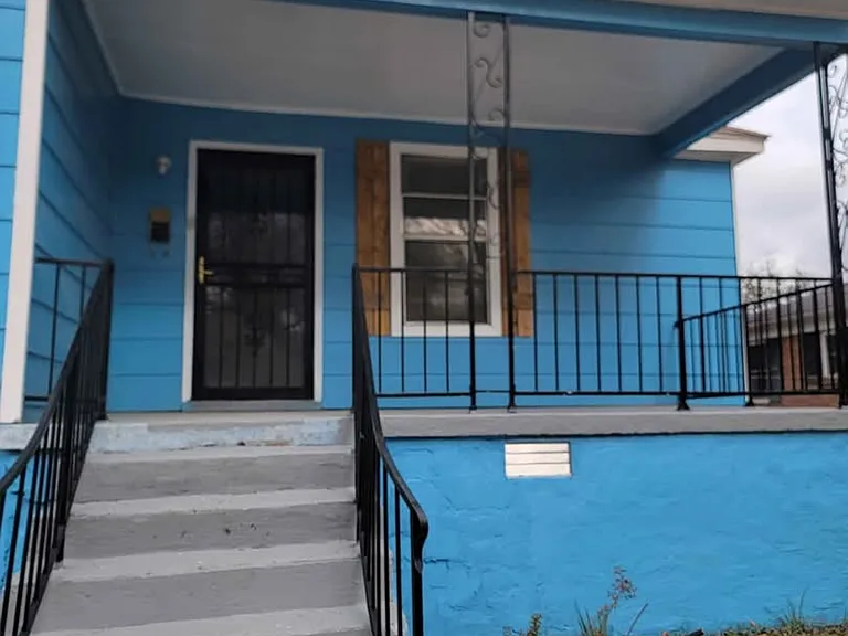 1242 Capital Ave — Photo 12