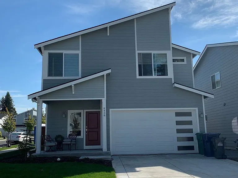 8438 63rd Pl NE — Photo 1