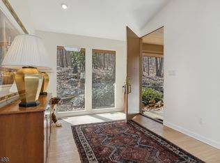 101 Overleigh Rd, Bernardsville, NJ 07924