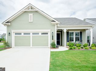 106 Club Cresswind Dr, Newnan, GA 30265