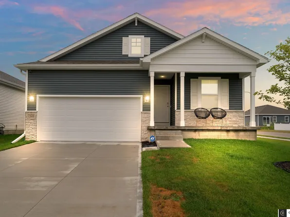 12650 S 205th St, Gretna, NE 68028