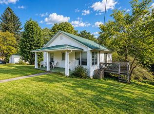 1819 Coal City Rd, Coal City, WV 25823