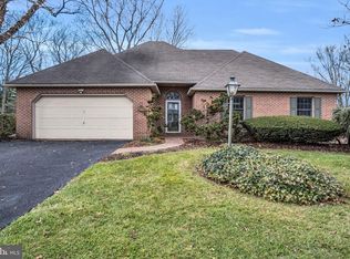 46 Old Farm Rd, Camp Hill, PA 17011