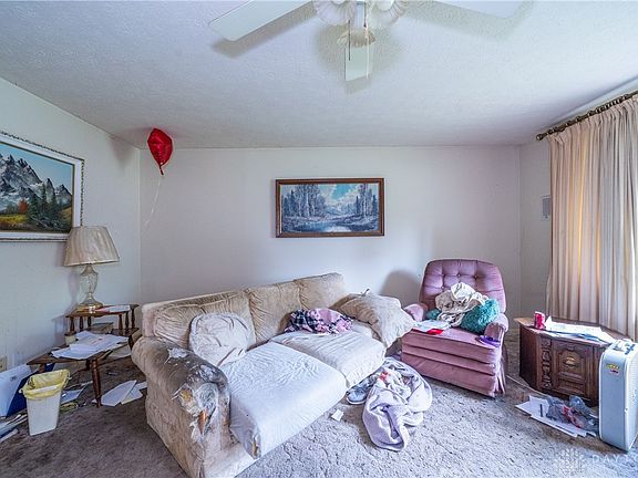 4th image of 2631 Camino Pl E