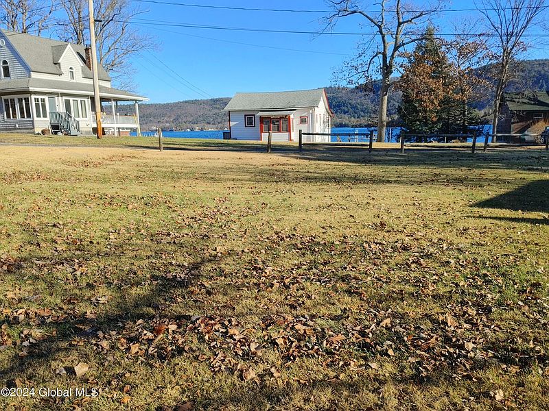5th image of 15 Coates Point Road