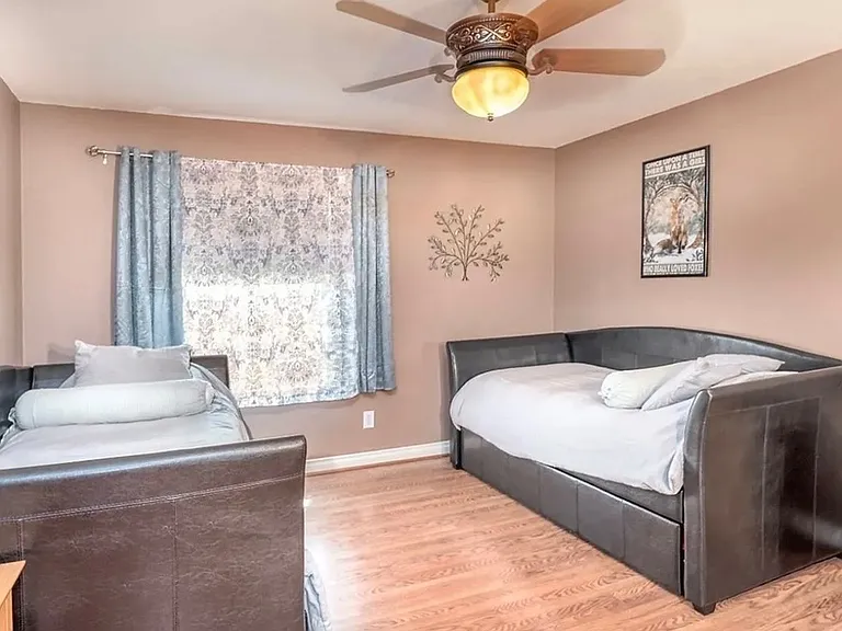 4674 Monterey Cir #1 — Photo 6