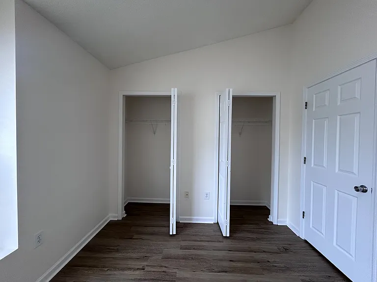 957 Pendant Cir — Photo 22