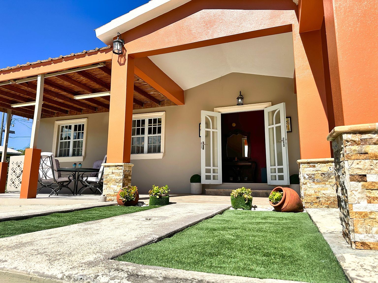 15-C Sion Hill QU, Christiansted, VI 00820 | Zillow