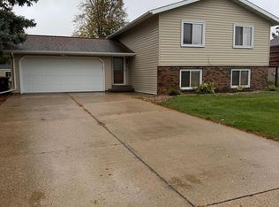 1211 Hickory St, Fairmont, MN 56031