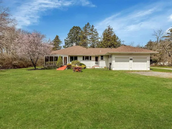 164 Middle Road, Blue Point, NY 11715