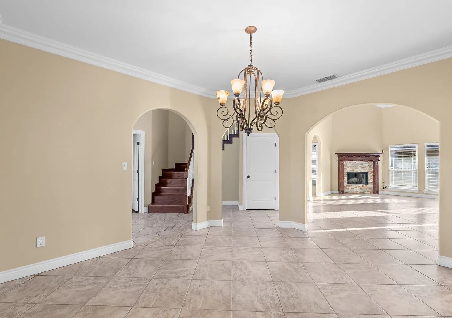 Welcome to your new home on Corpus Christi's desirable South Side! — Photo 3