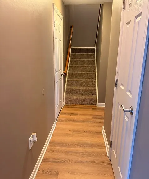 102 Martin Ct — Photo 17