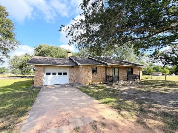 8273 Fm 332, Brenham, TX 77833