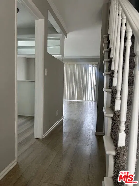 2 bed, 2.0 bath, 1000 sqft, $2,985 — Photo 4