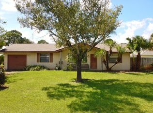 1425 23rd Ave SW, Vero Beach, FL 32962
