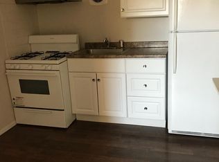 1 Sterling Pl, Amityville, NY 11701
